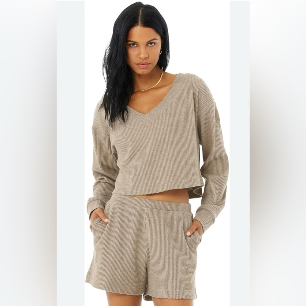 ALO YOGA MUSE V NECK COVER UP